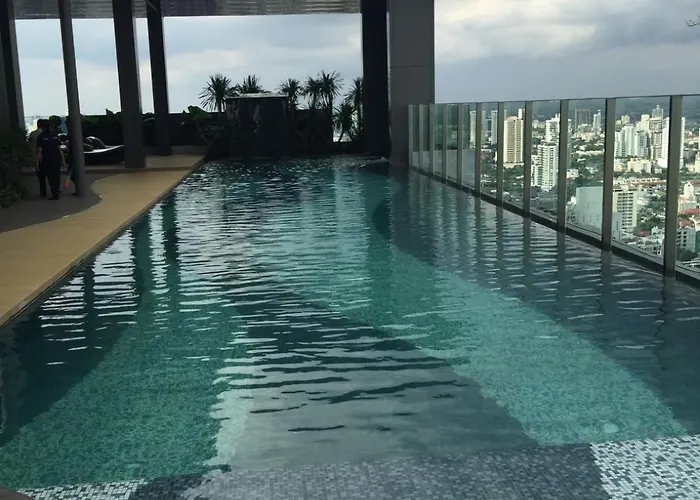 Urban Luxury One Bedroom Appartement *